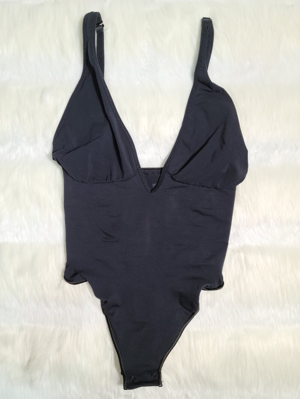SKIMS Seamless Sculpt Deep Plunge Thong Bodysuit Black Onyx Large NEW